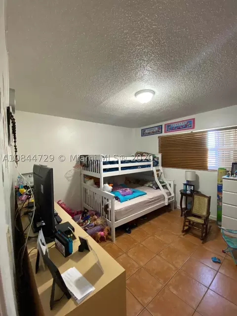 460 E 23rd St #307, Hialeah, FL 33013 photo 21