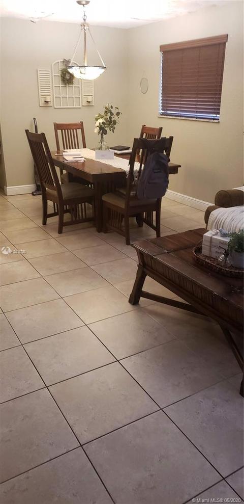 410 E 51st St, Hialeah, FL 33013 photo 2
