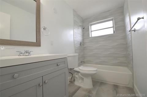 627 E 45th St, Hialeah, FL 33013 photo 7