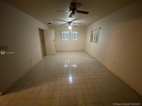 Undisclosed, Hialeah, FL 33014 photo 8