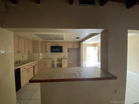 Undisclosed, Hialeah, FL 33014 photo 4