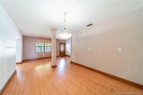 480 E 60th St, Hialeah, FL 33013 photo 11