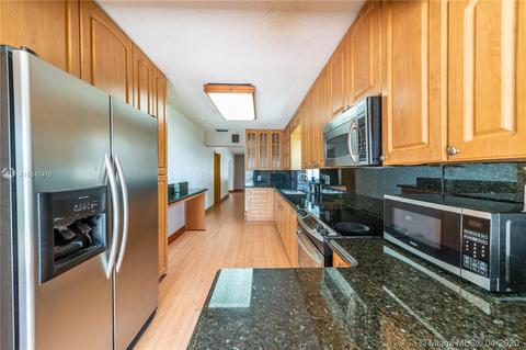 480 E 60th St, Hialeah, FL 33013 photo 8