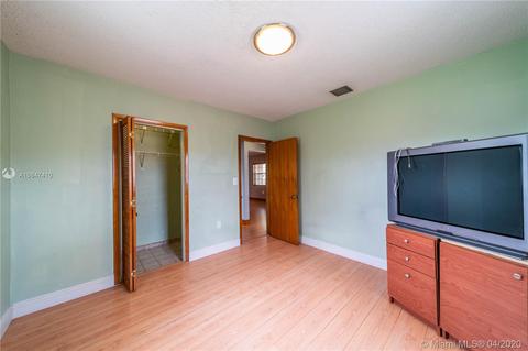 480 E 60th St, Hialeah, FL 33013 photo 17