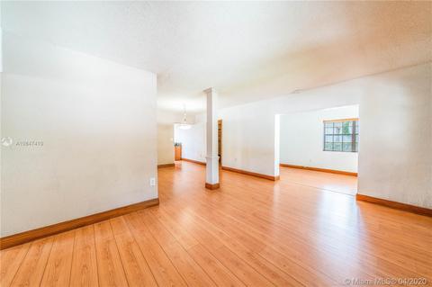 480 E 60th St, Hialeah, FL 33013 photo 3