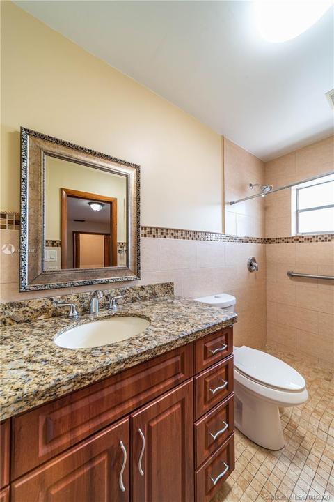 480 E 60th St, Hialeah, FL 33013 photo 14