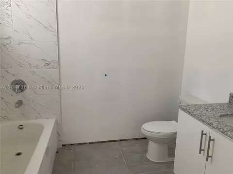 891 E 20th St, Hialeah, FL 33013 photo 11