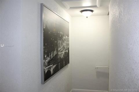 Undisclosed, Hialeah, FL 33014 photo 10