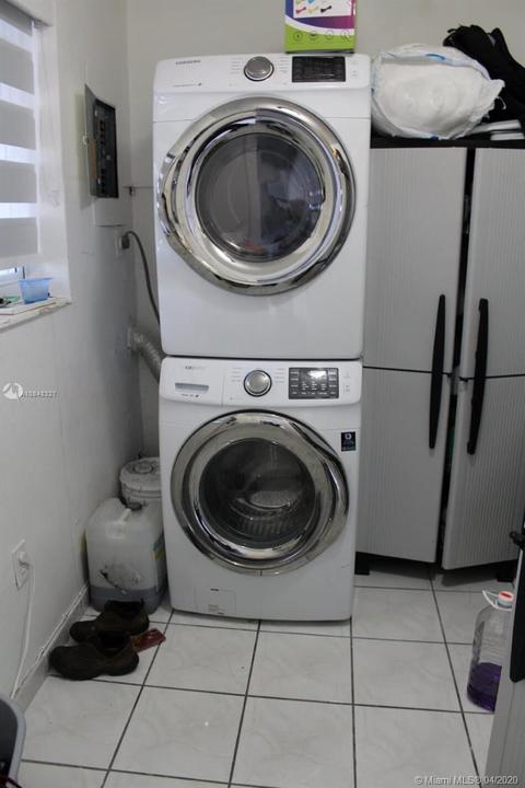 Undisclosed, Hialeah, FL 33014 photo 6