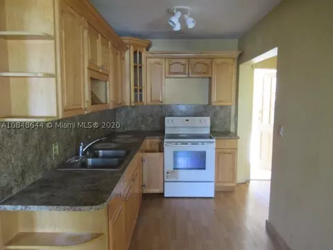 510 E 60th St, Hialeah, FL 33013 photo 11