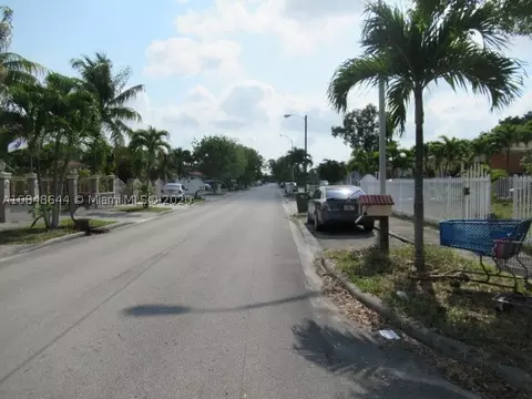 510 E 60th St, Hialeah, FL 33013 photo 32