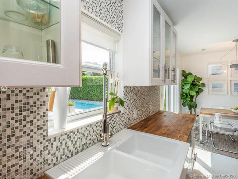 9317 Abbott Ave, Surfside, FL 33154 photo 13