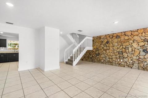 856 W 81st Pl, Hialeah, FL 33014 photo 1