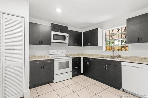 856 W 81st Pl, Hialeah, FL 33014 photo 22