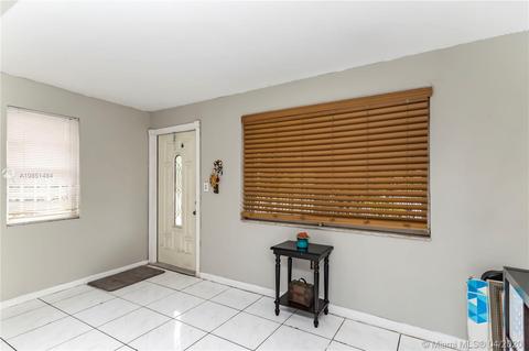425 Sinbad Ave, Opa Locka, FL 33054 photo 4