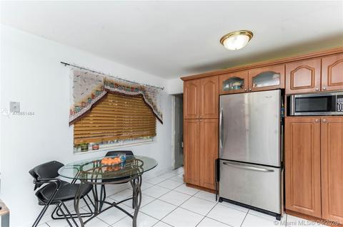425 Sinbad Ave, Opa Locka, FL 33054 photo 9