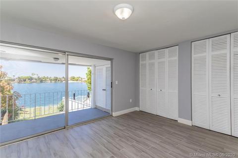 1847 W 68th St, Hialeah, FL 33014 photo 3