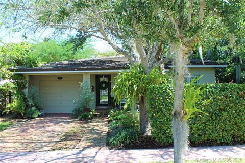 411 Giralda Ave, Coral Gables, FL 33134 photo 2