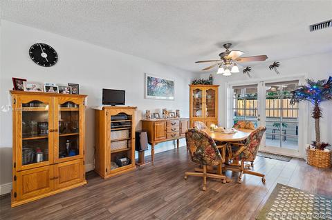 205 SE Villas St, Stuart, FL 34994 photo 17