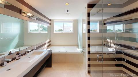 501 Harbor Dr, Key Biscayne, FL 33149 photo 12