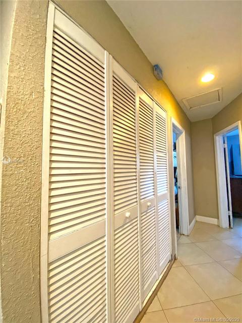 4631 W 8th Ct, Hialeah, FL 33012 photo 13