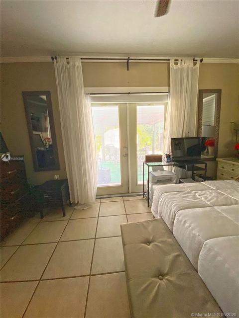 4631 W 8th Ct, Hialeah, FL 33012 photo 15
