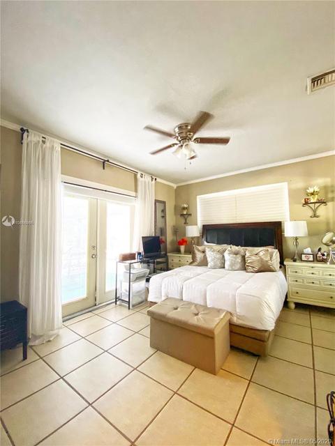 4631 W 8th Ct, Hialeah, FL 33012 photo 14