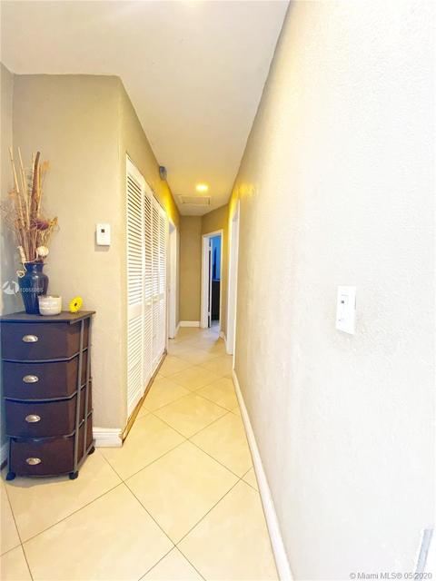 4631 W 8th Ct, Hialeah, FL 33012 photo 8