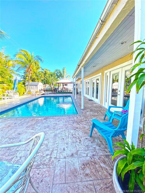 4631 W 8th Ct, Hialeah, FL 33012 photo 36