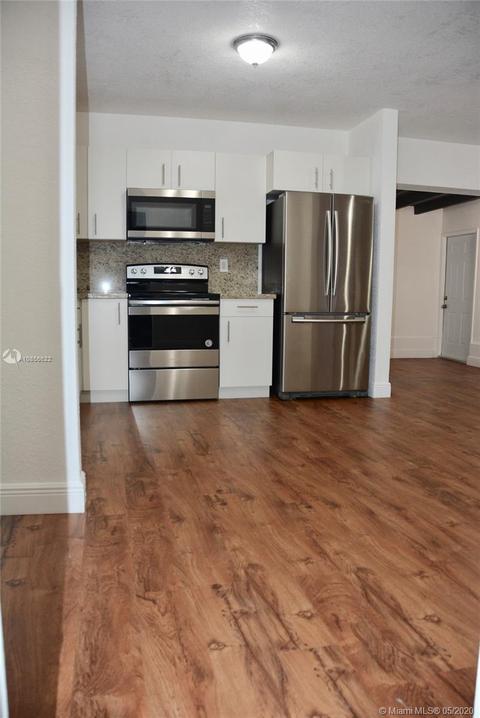 4591 W 9th Ct, Hialeah, FL 33012 photo 13