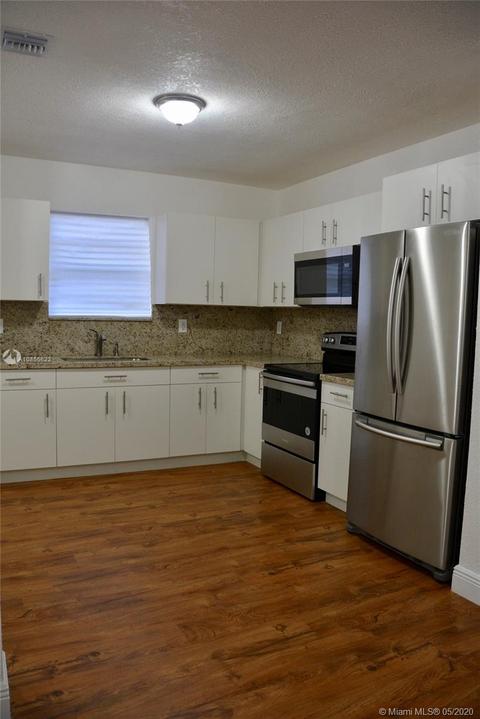 4591 W 9th Ct, Hialeah, FL 33012 photo 10