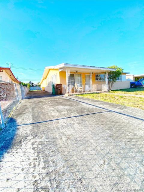 241 E 62nd St, Hialeah, FL 33013 photo 1