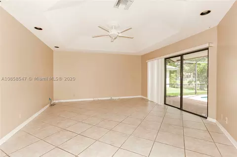 801 Hampton Ct, Weston, FL 33326 photo 11
