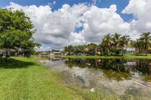 801 Hampton Ct, Weston, FL 33326 photo 24