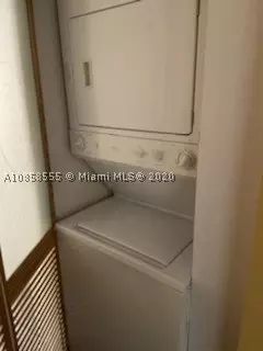 1900 W 68th St #B403, Hialeah, FL 33014 photo 5