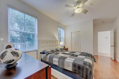 1638 Eagle Bnd, Weston, FL 33327 photo 24