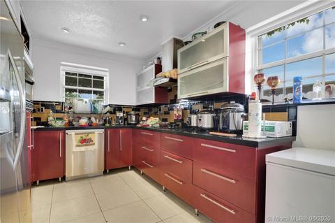 475 E 7th St, Hialeah, FL 33010 photo 7