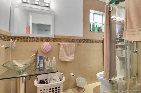 475 E 7th St, Hialeah, FL 33010 photo 12