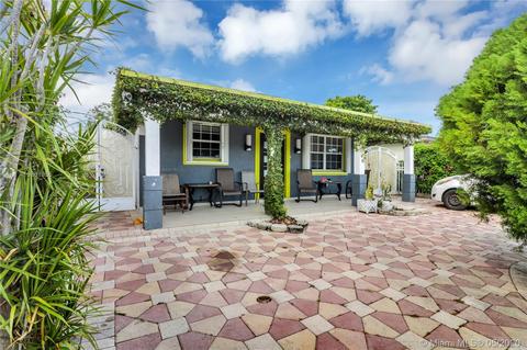 475 E 7th St, Hialeah, FL 33010 photo 2