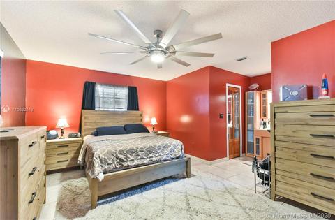 205 E 13th St, Hialeah, FL 33010 photo 15