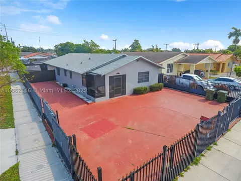 205 E 13th St, Hialeah, FL 33010 photo 1