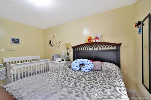 5190 E 9th Ln, Hialeah, FL 33013 photo 14