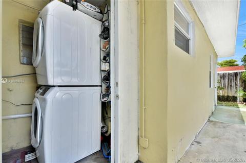 5190 E 9th Ln, Hialeah, FL 33013 photo 22