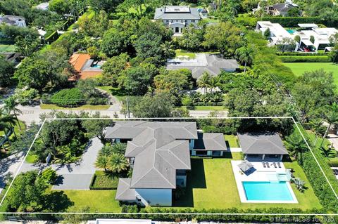 4895 Pine Dr, Miami, FL 33143 photo 4