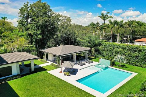 4895 Pine Dr, Miami, FL 33143 photo 20