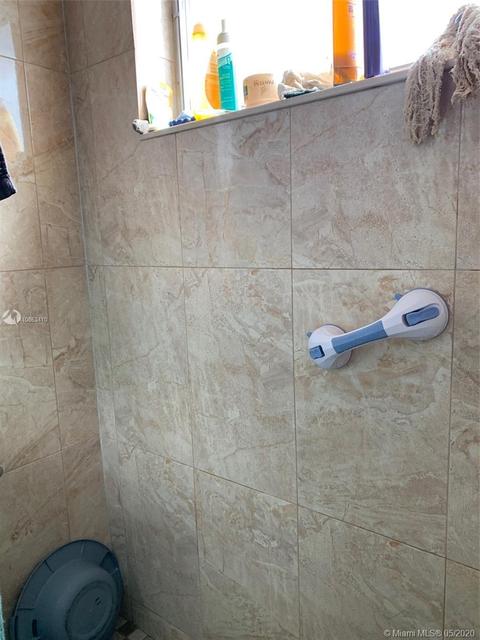 420 E 42nd St, Hialeah, FL 33013 photo 22