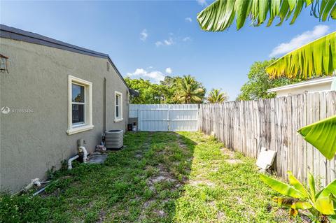 775 Sultan Ave, Opa Locka, FL 33054 photo 13