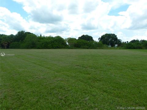 2125 SE 9th Ave, Other, FL 34974 photo 1