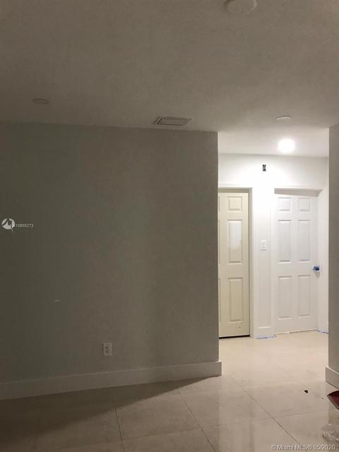 856 E 30th St, Hialeah, FL 33013 photo 29
