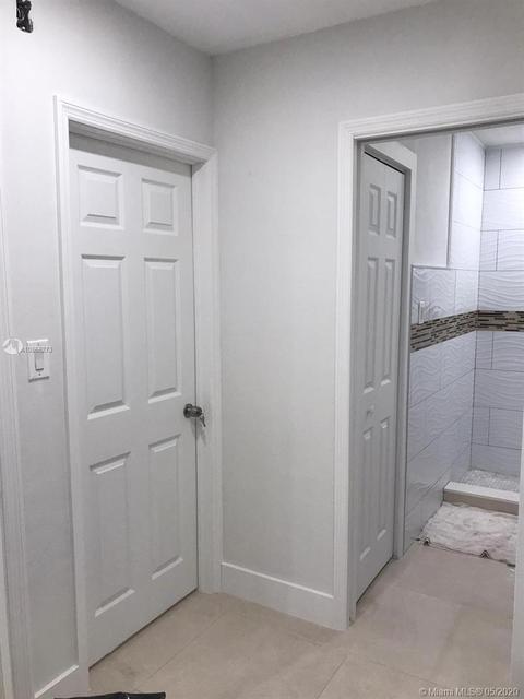 856 E 30th St, Hialeah, FL 33013 photo 24